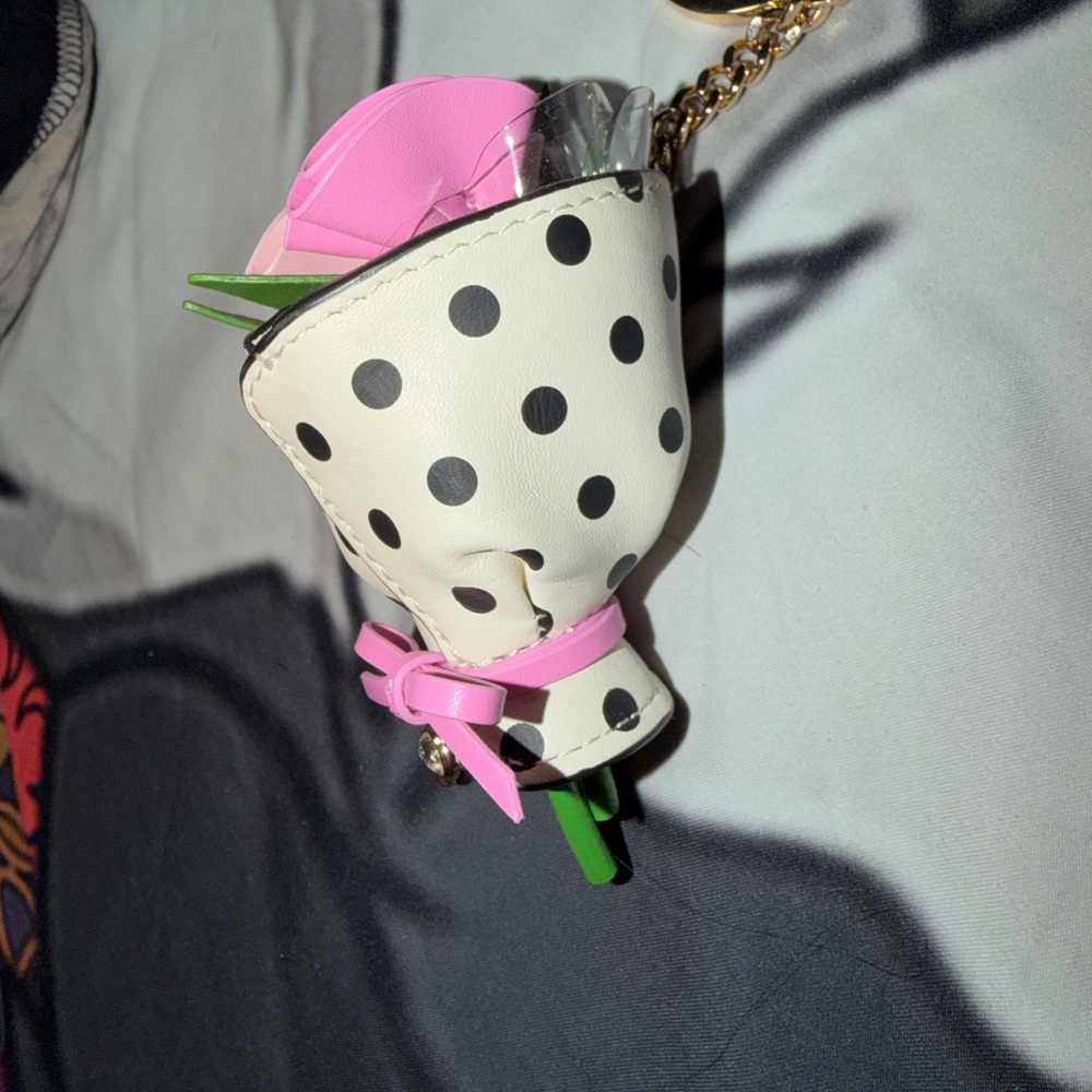 Kate Spade Keychain - Picture 5 of 8